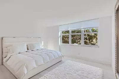 1147 Hillsboro Mile #504, Pompano Beach, FL 33062 - Photo 18