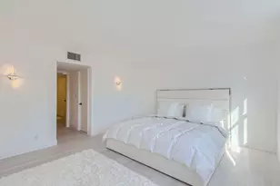 1147 Hillsboro Mile, Pompano Beach, FL 33062 - Photo 32