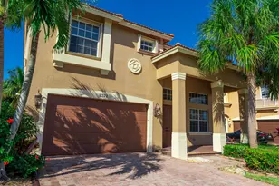 2322 SW Newport Isles Blvd, Port Saint Lucie, FL 34953 - Photo 2