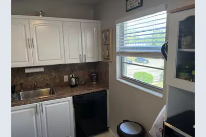 313 Dorset H #313, Boca Raton, FL 33434 - Photo 2