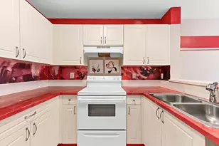 4791 Via Palm Lakes, West Palm Beach, FL 33417 - Photo 2