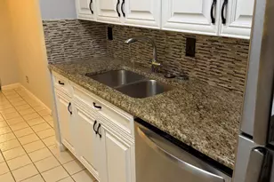 12628 Shoreline Dr, Wellington, FL 33414 - Photo 10