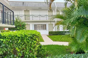 3040 Lake Osborne Dr, Lake Worth Beach, FL 33461 - Photo 10