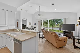 2205 SW Newport Isles Blvd, Port Saint Lucie, FL 34953 - Photo 24