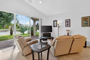 2205 SW Newport Isles Blvd, Port Saint Lucie, FL 34953 - Photo 18