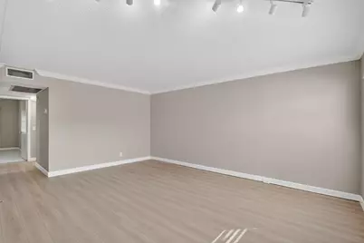 277 Brighton #G, Boca Raton, FL 33434 - Photo 8