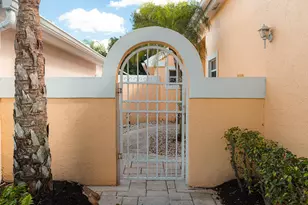 1100 Lytham Ct, West Palm Beach, FL 33411 - Photo 2