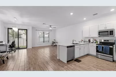 4407 Hemlock Drive, Riviera Beach, FL 33410 - Photo 8