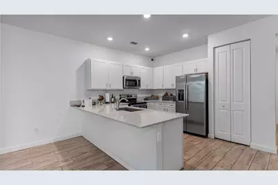 4407 Hemlock Drive, Riviera Beach, FL 33410 - Photo 4