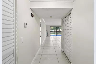 5917 Via Vermilya #206, Lantana, FL 33462 - Photo 4