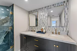 5200 N Ocean Dr, Singer Island, FL 33404 - Photo 28