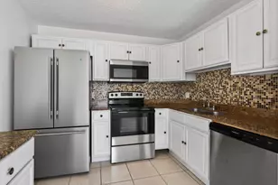 2548 Ida Way, West Palm Beach, FL 33415 - Photo 14