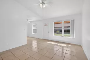 2548 Ida Way, West Palm Beach, FL 33415 - Photo 8