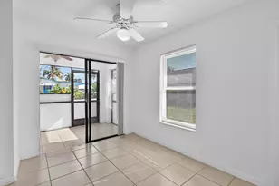 2548 Ida Way, West Palm Beach, FL 33415 - Photo 10