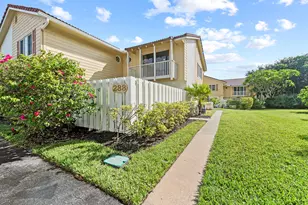 288 Seabreeze Cir, Jupiter, FL 33477 - Photo 1