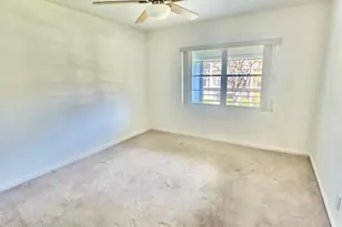 69 Dorset B, Boca Raton, FL 33434 - Photo 8