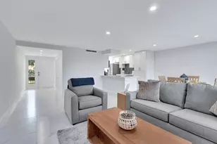 2804 Bridgewood Dr, Boca Raton, FL 33434 - Photo 6