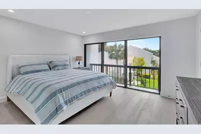 2804 Bridgewood Drive, Boca Raton, FL 33434 - Photo 4