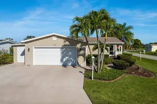3116 8th Hole Dr, Port Saint Lucie, FL 34952 - Photo 4