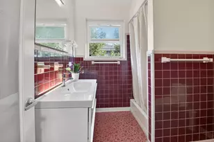 215 N Seacrest Cir, Delray Beach, FL 33444 - Photo 18