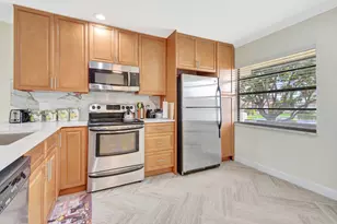 21209 Lago Circle Circle, Boca Raton, FL 33433 - Photo 8