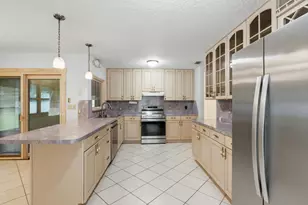 10340 SE Jupiter Narrows Dr, Hobe Sound, FL 33455 - Photo 12