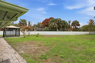 10340 SE Jupiter Narrows Dr, Hobe Sound, FL 33455 - Photo 38