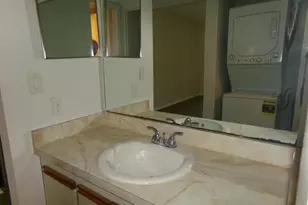 1514 SE Royal Green Cir, Port Saint Lucie, FL 34952 - Photo 10