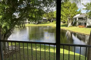 6864 Willow Wood Dr, Boca Raton, FL 33434 - Photo 10