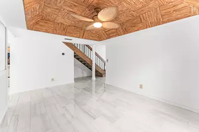 1075 Raintree Lane, Palm Beach Gardens, FL 33410 - Photo 40