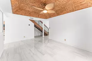 1075 Raintree Ln, Palm Beach Gardens, FL 33410 - Photo 40