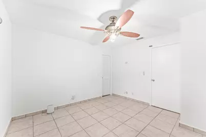 1075 Raintree Lane, Palm Beach Gardens, FL 33410 - Photo 24