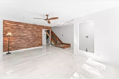 1075 Raintree Lane, Palm Beach Gardens, FL 33410 - Photo 16