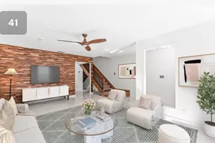 1075 Raintree Ln, Palm Beach Gardens, FL 33410 - Photo 4