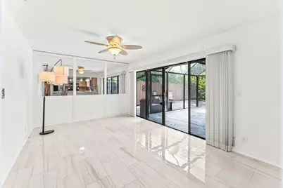 1075 Raintree Lane, Palm Beach Gardens, FL 33410 - Photo 14