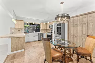 1075 Raintree Ln, Palm Beach Gardens, FL 33410 - Photo 34