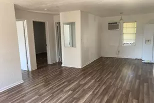 217 SW 3rd Ct, Deerfield Beach, FL 33441 - Photo 4