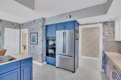 1903 Bay Road #205, Vero Beach, FL 32963 - Photo 12