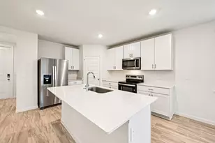 5449 Hampton Park Cir, Vero Beach, FL 32966 - Photo 8