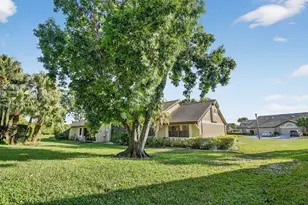 7147 Le Chalet Blvd, Boynton Beach, FL 33472 - Photo 38