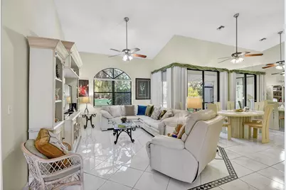 7147 Le Chalet Boulevard, Boynton Beach, FL 33472 - Photo 6