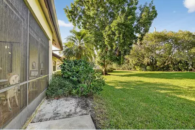 7147 Le Chalet Boulevard, Boynton Beach, FL 33472 - Photo 34