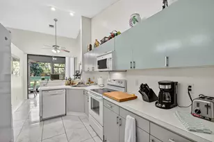 7147 Le Chalet Blvd, Boynton Beach, FL 33472 - Photo 14