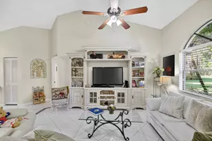 7147 Le Chalet Blvd, Boynton Beach, FL 33472 - Photo 8