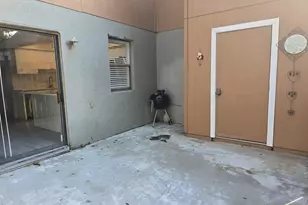 411 Sandtree Dr, West Palm Beach, FL 33403 - Photo 14