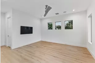 334 NE 3rd St, Boca Raton, FL 33432 - Photo 32