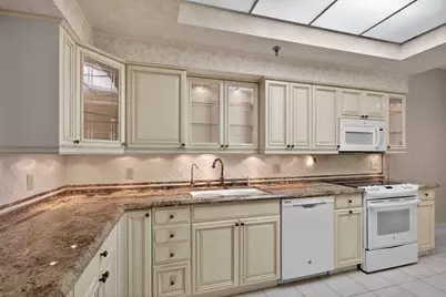 11390 Twelve Oaks Way #420, North Palm Beach, FL 33408 - Photo 10