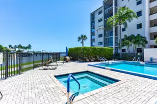 11390 12 Oaks Way, North Palm Beach, FL 33408 - Photo 24