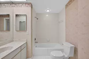 11390 12 Oaks Way, North Palm Beach, FL 33408 - Photo 20