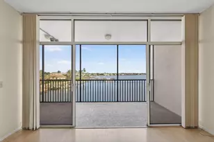 11390 12 Oaks Way, North Palm Beach, FL 33408 - Photo 8